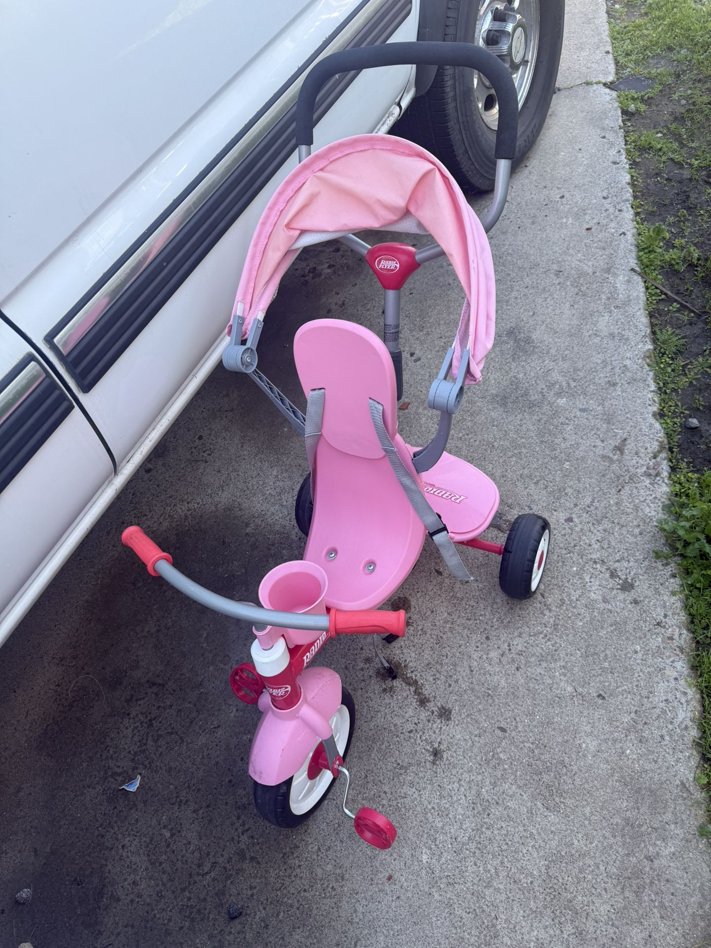 Radio Flyer Tricycle PINK