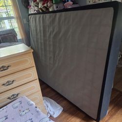 Queen Size Boxspring Like New