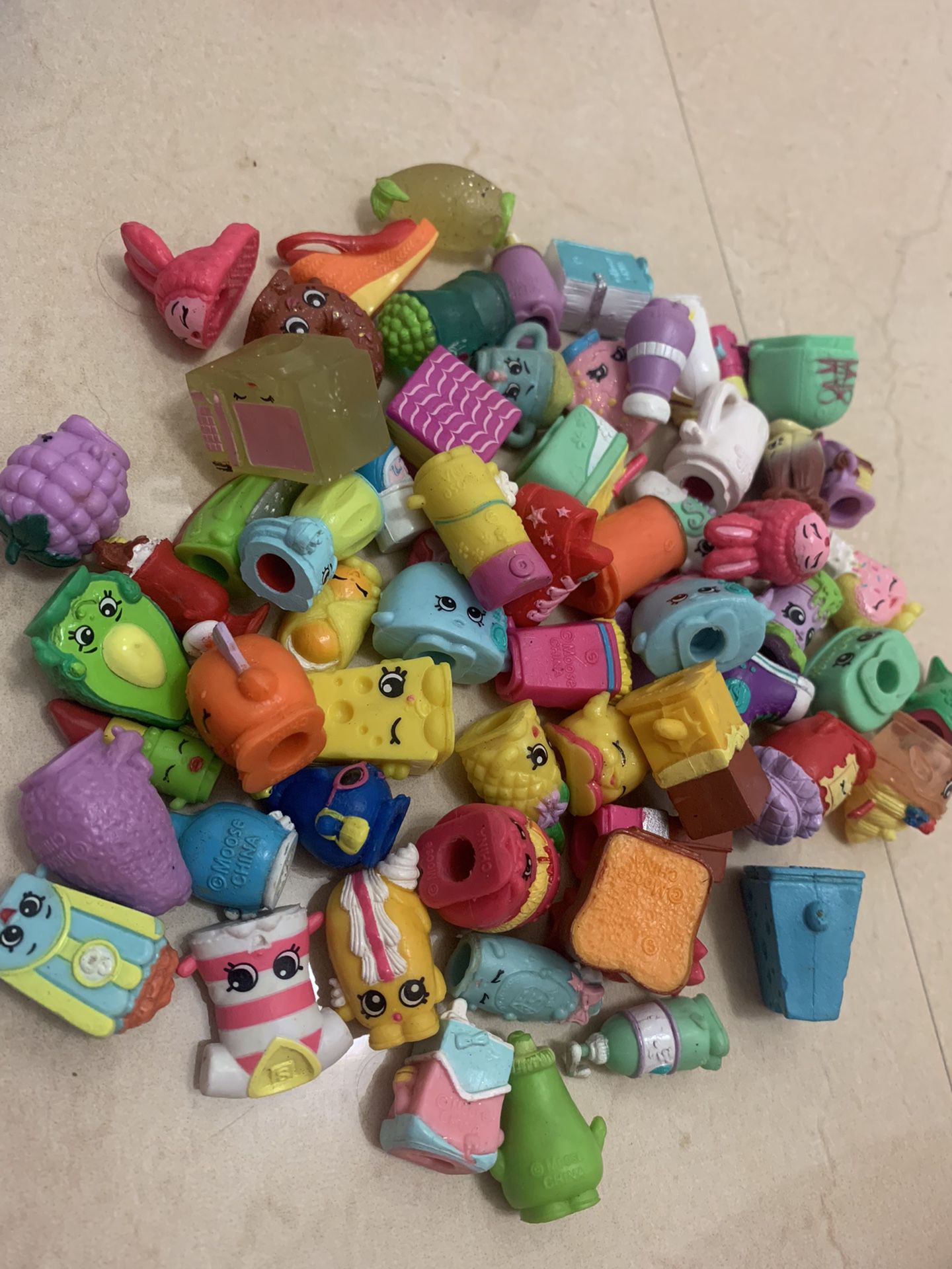 60+ Shopkins Lot With Accessories