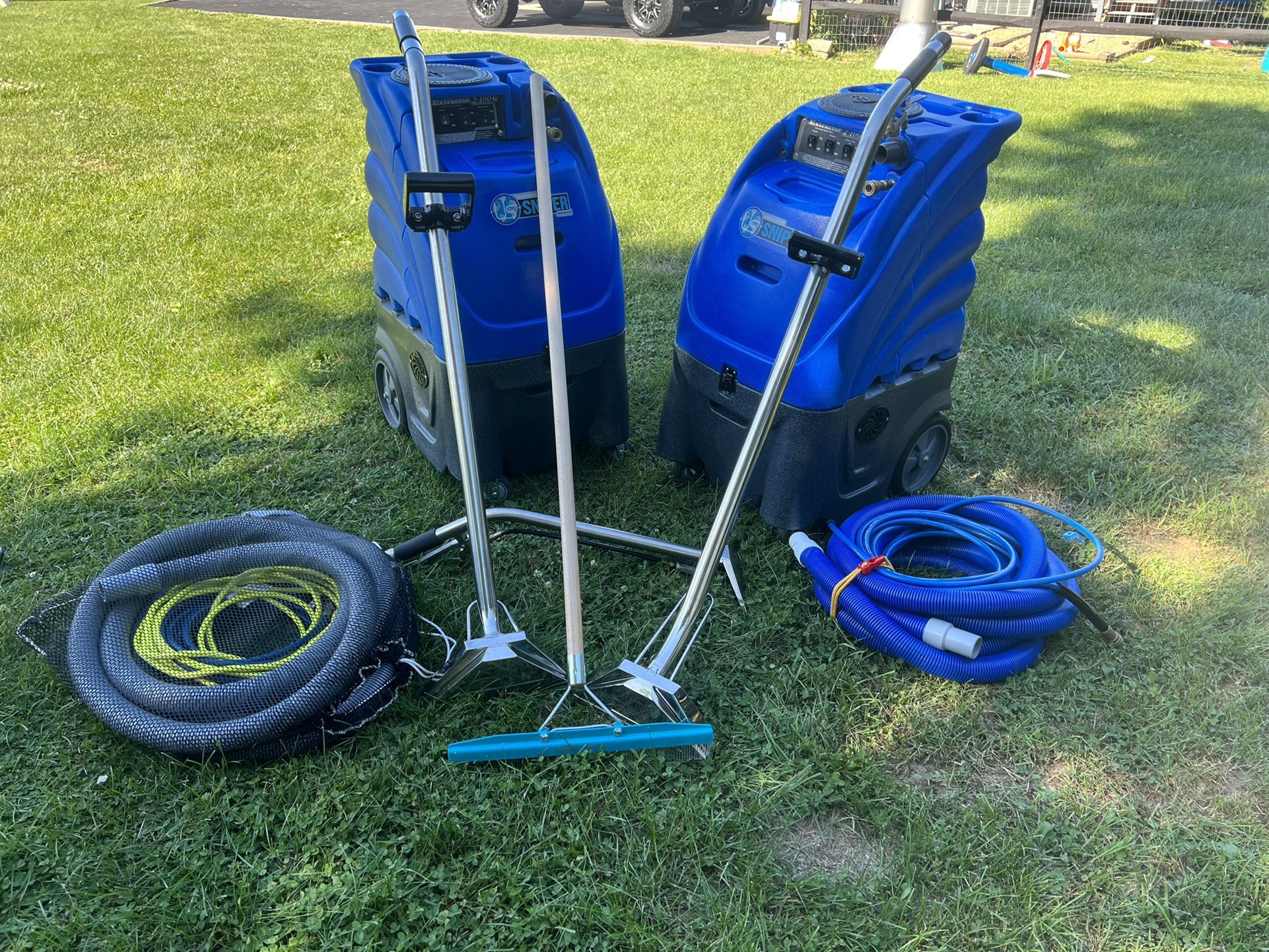 Carpet Cleaning Portable Extractor