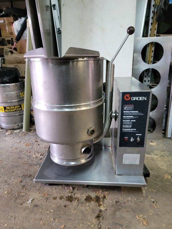 GROEN 12 GALLON GAS STEAM KETTLE