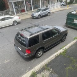 2003 Ford Explorer Sport