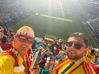Team Colombia soccer scarf and  glasses
