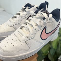 Nike Shoes 6y