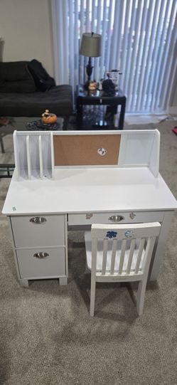 Kids Desk