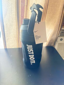 Nike hyperfuel insulation chug