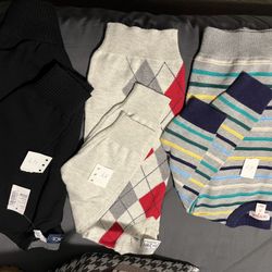 Boys Pull Over Sweaters All Are  NEW!! Old Navy Grey with hoodie, 18-24 Months $5 ) Blue.& Black Gymboree,18 -24 New! $10.) (Cat And Jack)  👇🏽