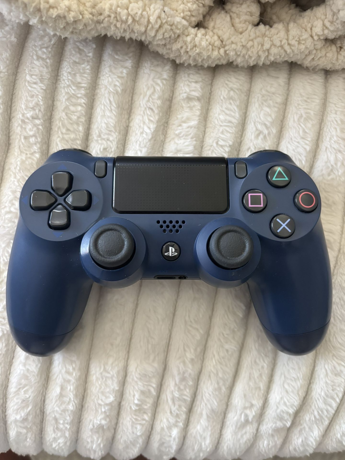 PS4 Controller