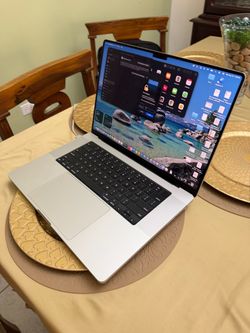 MacBook Pro 16 inch M4 Pro