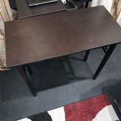 Small Collapsible Table/Computer Desk Need Gone Asap Best Offer