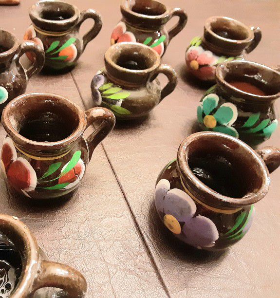 12 Miniature Mexican Cups