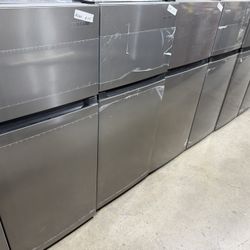 Vissani 4.5 cu. ft. 2-Door Mini Refrigerator in Platinum Steel with Freezer