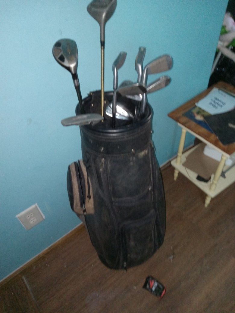 Golf Clubs 