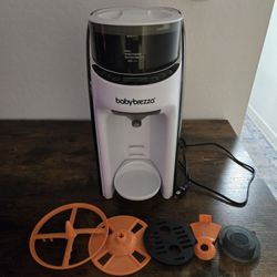 Baby Brezza Formula Pro 