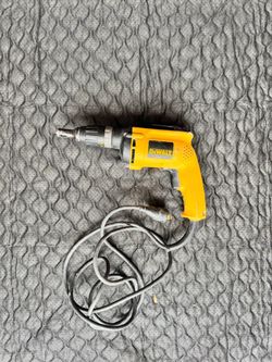 DeWalt Drywall Screw Gun – 5,300 RPM