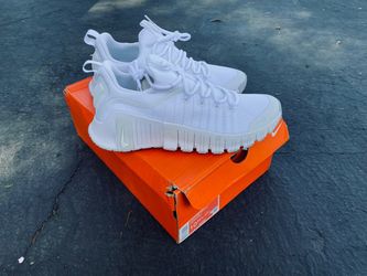 Nike NEW
