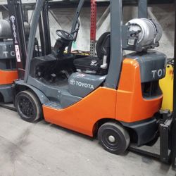 Forklift Toyota Serie 8 4000#