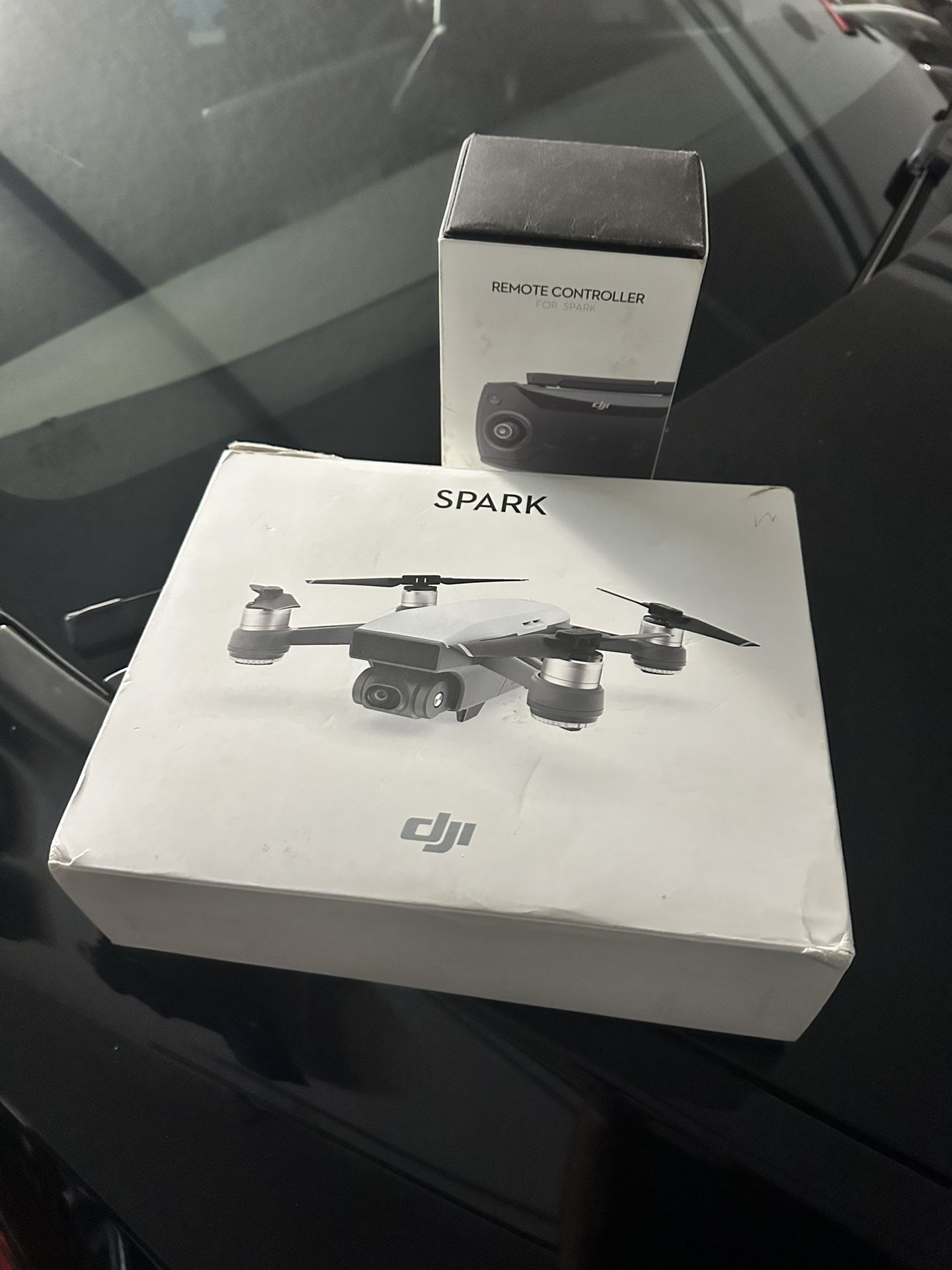 Dji Spark drone W Remote Controller