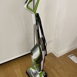 Electric mop (Pick-up after 4/13)