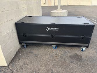 heavy-duty ATA flight and road case designed to transport high-end Quantum Media Systems