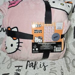 #130 Hello Kitty Cover