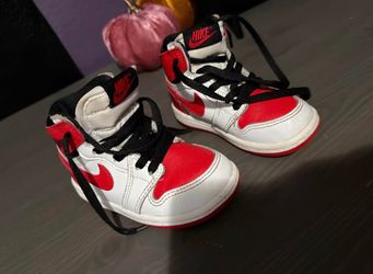 Toddler shoes size 5