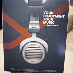 beyerdynamic DT 990 EDITION Open Box 