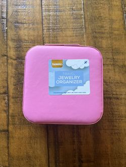 New Small Pink Jewelry Holder 