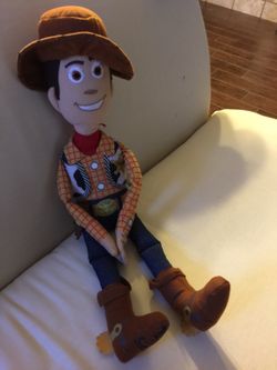 Toy story woody hugging doll does not talk from 2011