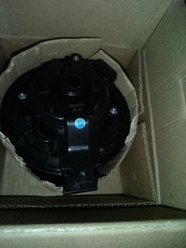 2012 - 2019  Ford Taurus Fan Blower 