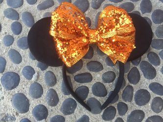 Minnie Mouse theme ears