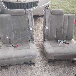 Tahoe Parts/ 3rd Row Seats Headlights