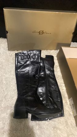 Born Crown Black Leather boots