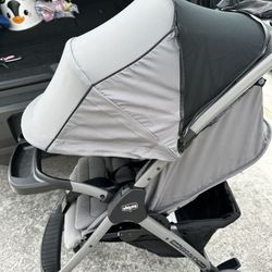 Chicco Mini Bravo Lightweight Stroller