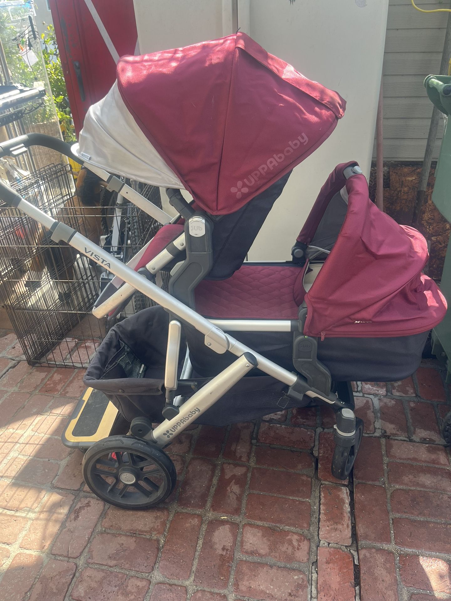 Uppababy Stroller /nuna 