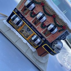 Raider light up restaurant