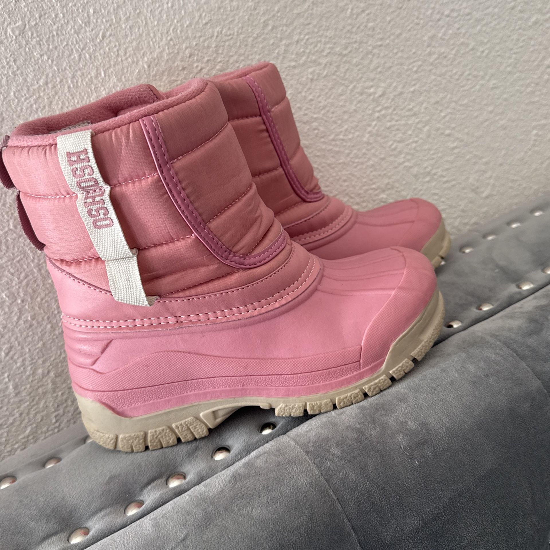 Oshkosh Kids Snow Boots 👢