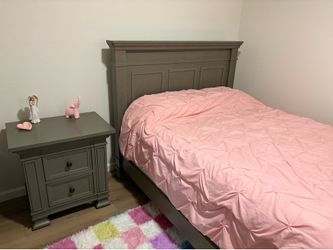 Million Dollar Baby 4-in-1 Convertible Crib, Dresser, Nightstand