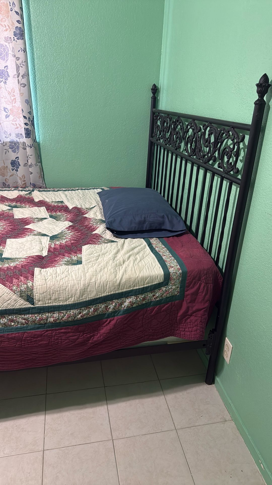 Queen Bed And Frame With Box Spring