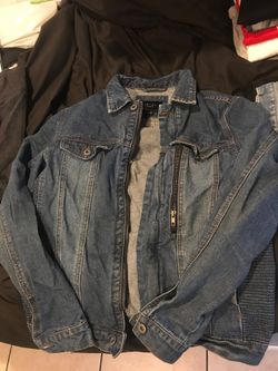 Triot Jean Jacket Like New ! Size (S) $45