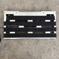 Fender Powered Professional Pedalboard XL