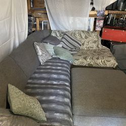 Used Sectional Couches Pet And Smoke Free 