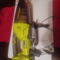 Ryobi 3 In1 Car Vacuum