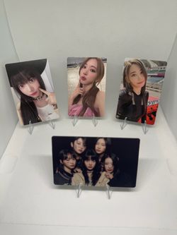 LE SSERAFIM PHOTO CARDS ($5 each)