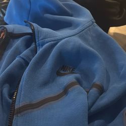 Blue XL Nike Tech