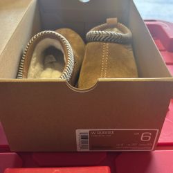 Koolaburra By UGG Size 6