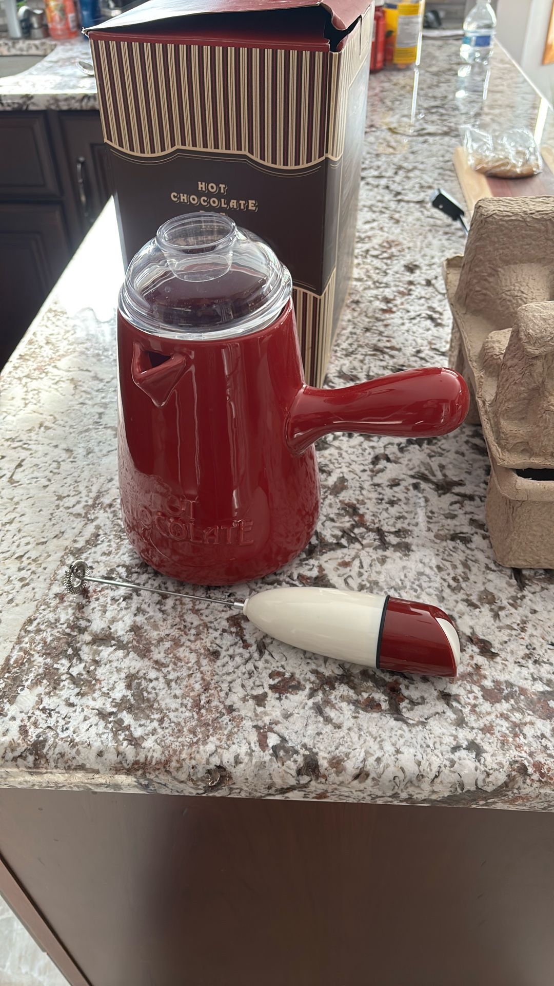 Hot Chocolate Pot With Frother