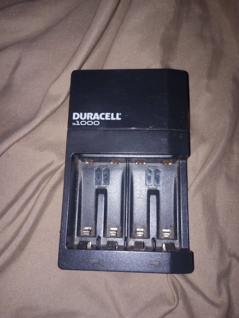 Duracell Battery Charger