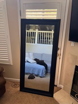 Mirror excellent condition