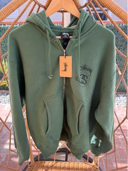 BRAND NEW Stussy Classic Design Logo Hoodie Size LARGE 100% Authentic with tags Long Beach, CA